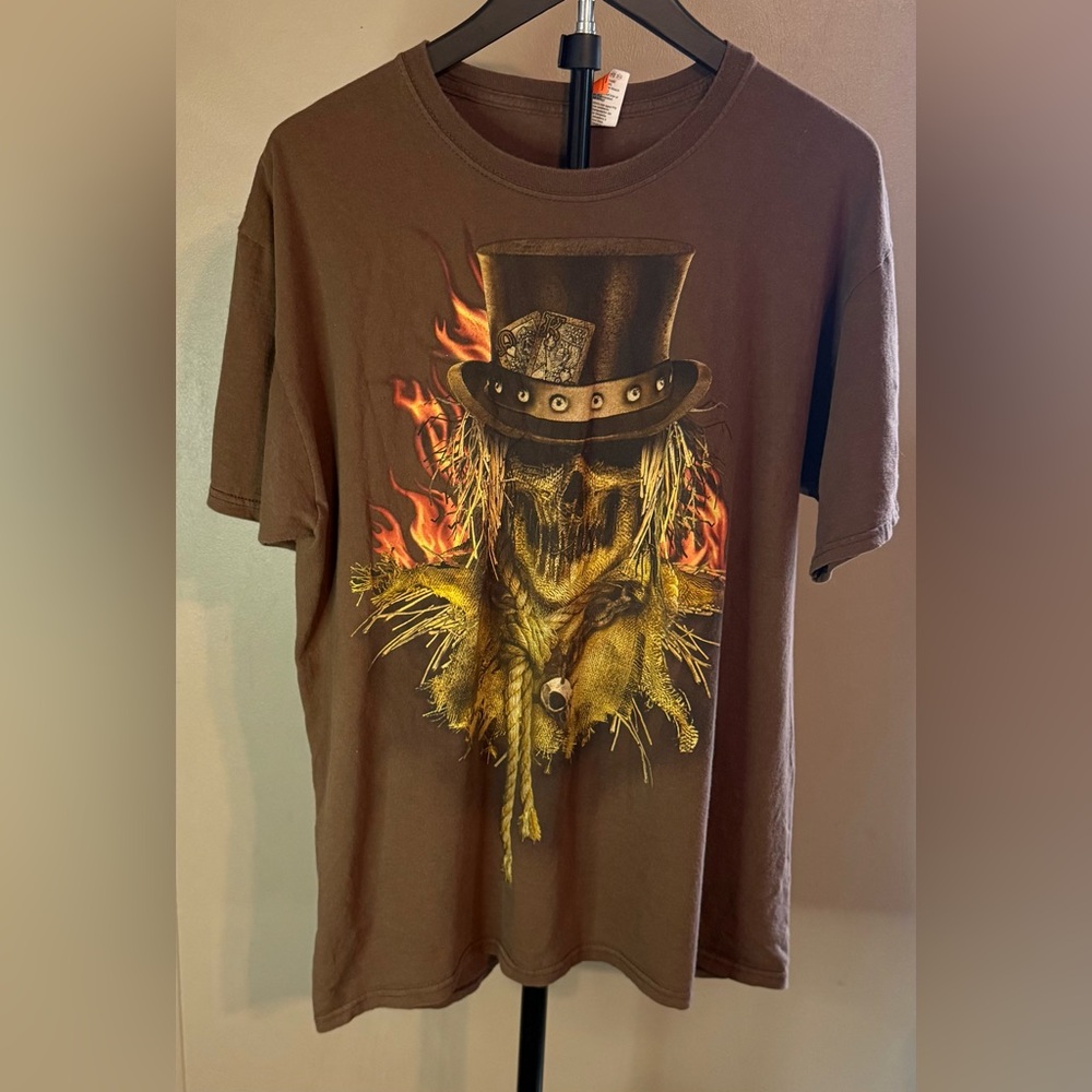 Happy Halloween Scarecrow Skull Flames Graphic T-Shirt Size Large 100% Cotton